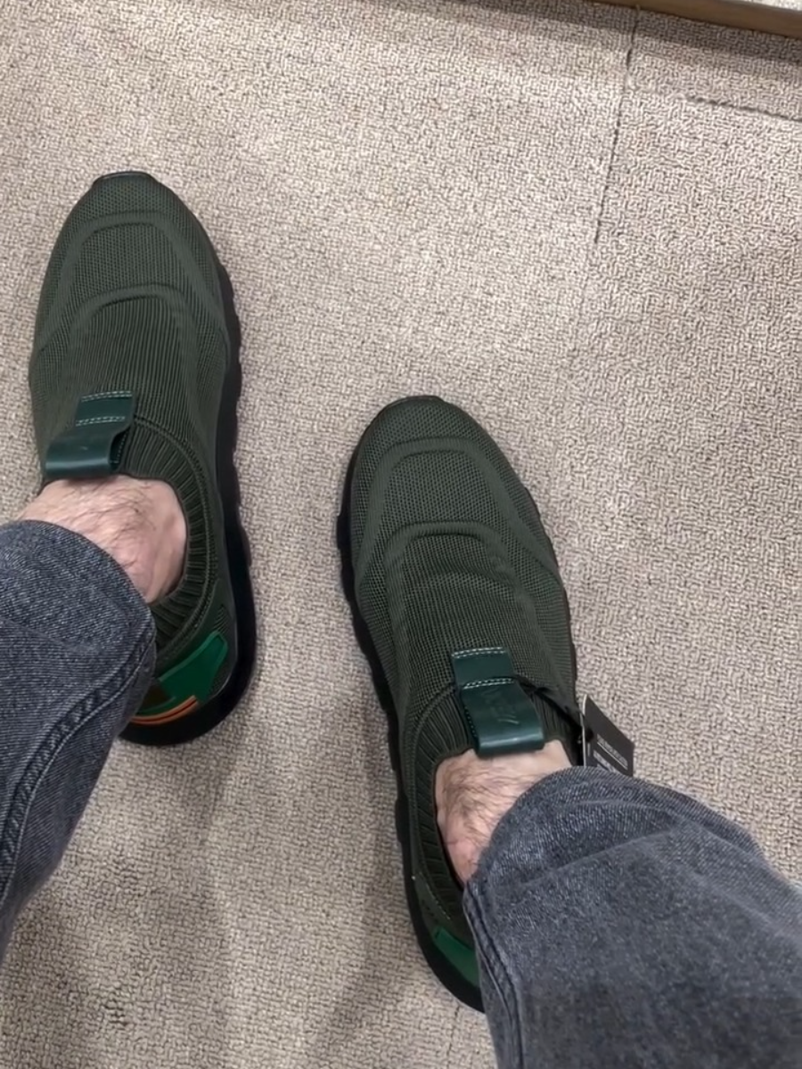 Breathable Comfortable Men's Shoes