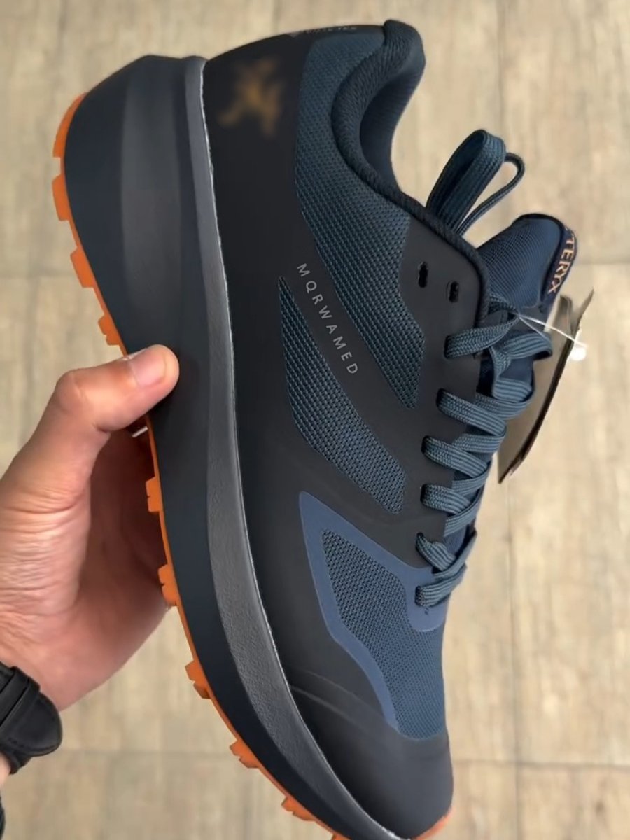 High Quality Comfort Sneaker
