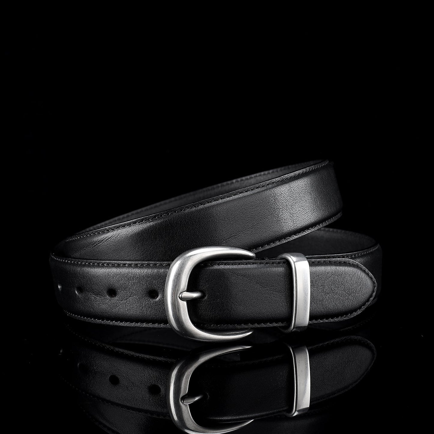 BELTLEY Women's Classic Black Leather Belt
