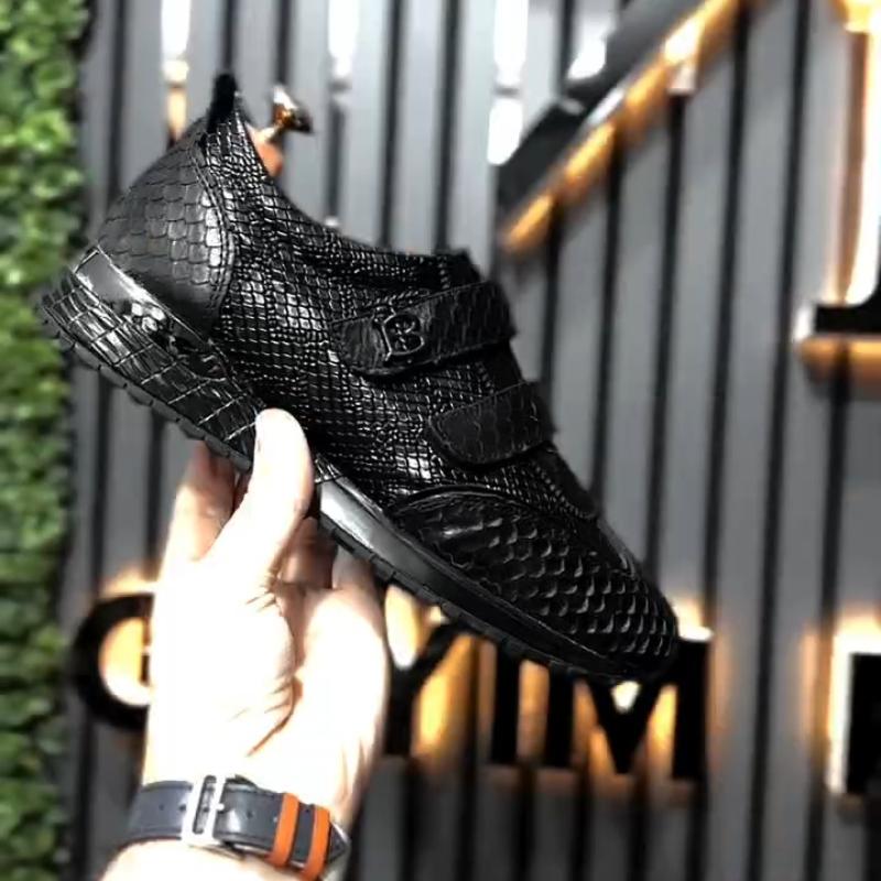 Fashion - Forward Casual Comfort Shoes